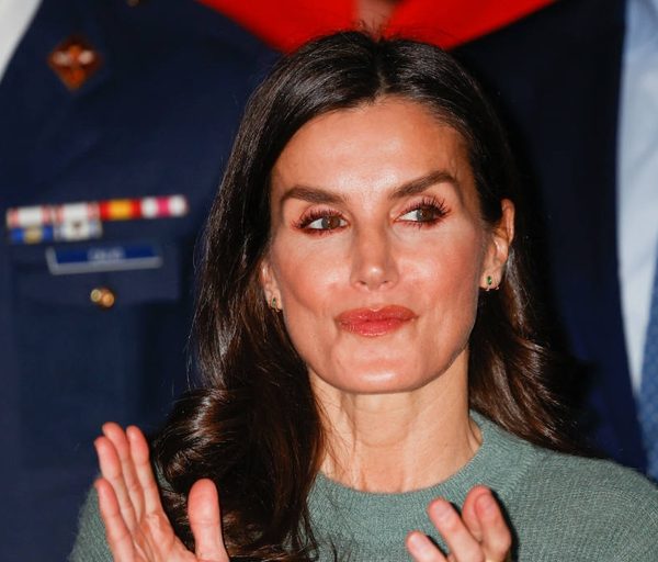 La firma española detrás del conjunto más elegante para el invierno que ha lucido la reina Letizia