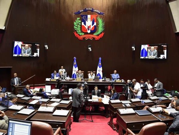 Diputados aprueban en primera lectura, y como ley ordinaria, proyecto de fideicomiso público