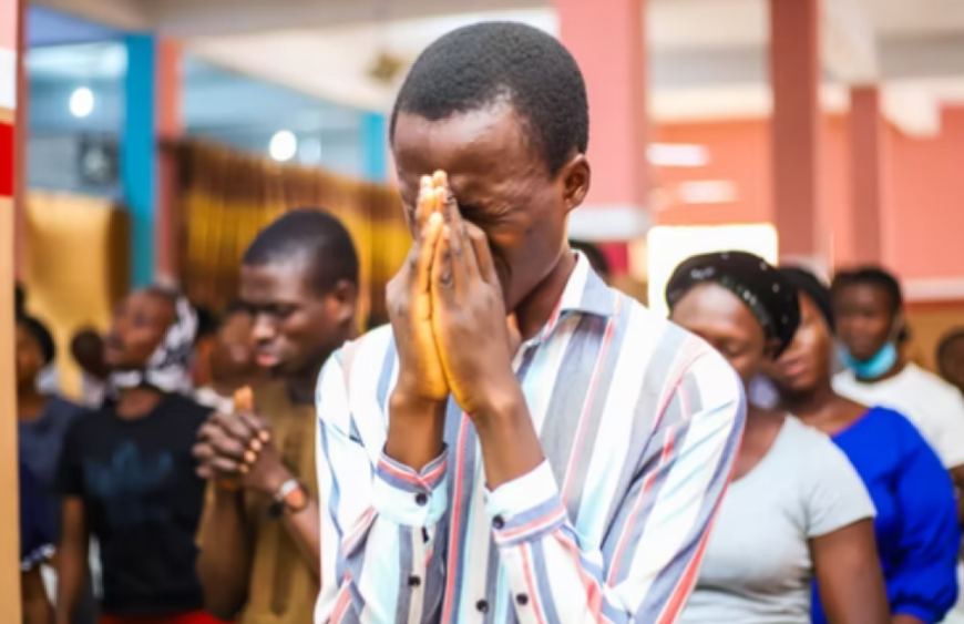 ’Dios sigue vivo': los cristianos nigerianos mantienen la esperanza frente a la persecución religiosa