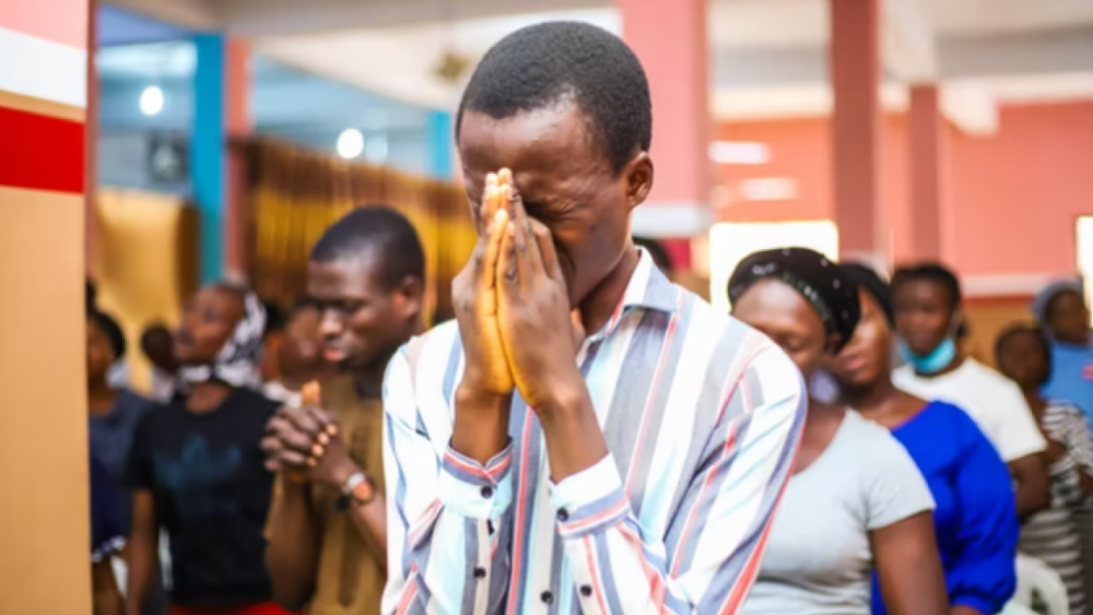 ’Dios sigue vivo': los cristianos nigerianos mantienen la esperanza frente a la persecución religiosa